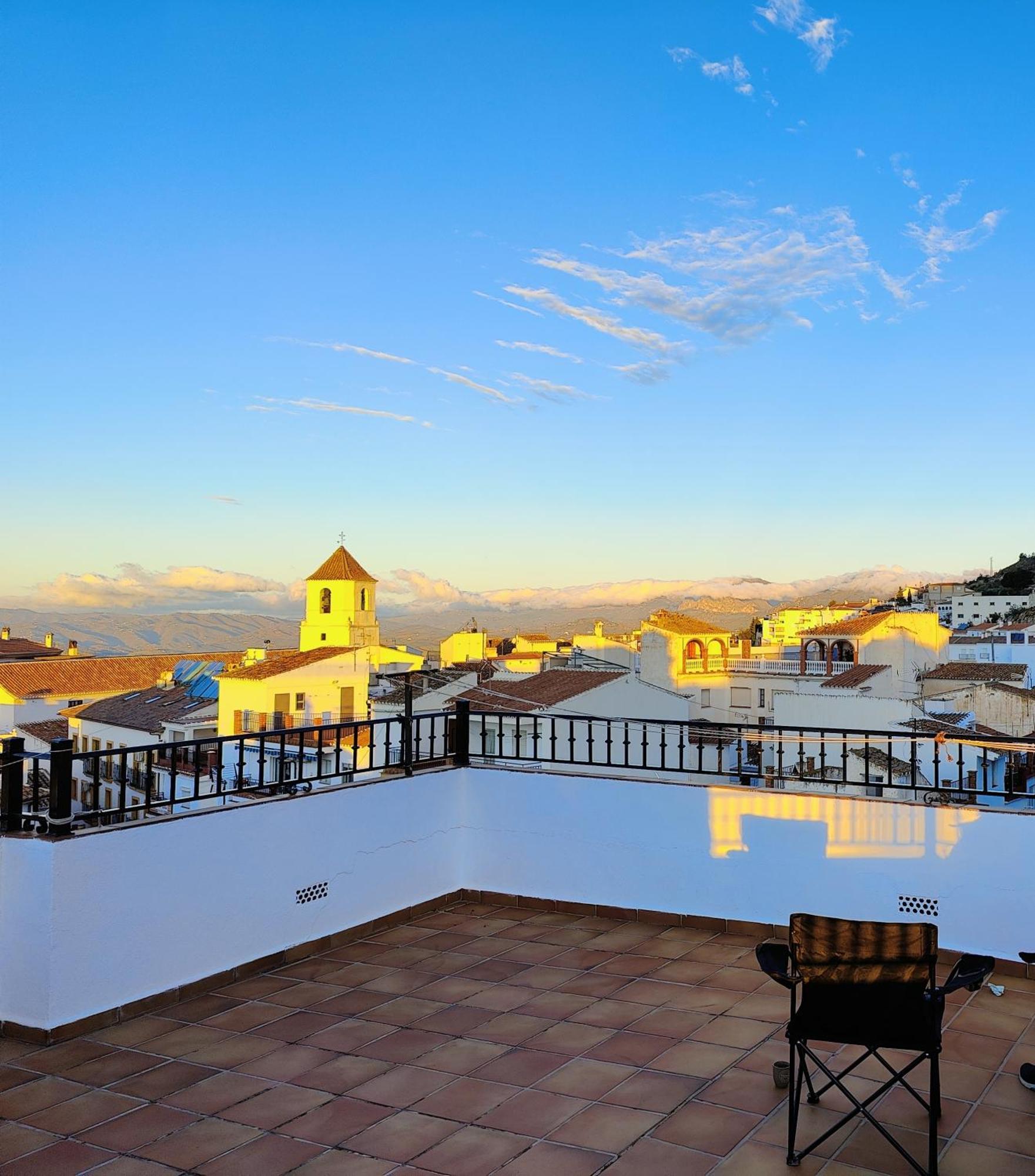 Modern, Bright And Comfortable Apartment With Shared Roof Terrace Canillas de Aceituno Esterno foto